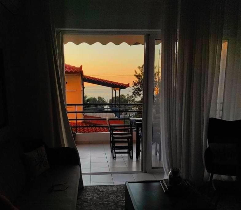 Casa Di Penny 2 Apartment Kyparissia Luaran gambar